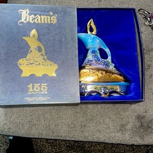 I am selling vintage Jim beam NEVER OPEN and vintage ceramic decor